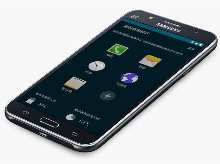 Цена Samsung Galaxy J5 примерно равна $225, Samsung Galaxy J7 — $290