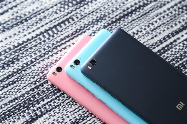 Смартфон Xiaomi Mi 4c очень похож на модель Mi 4i