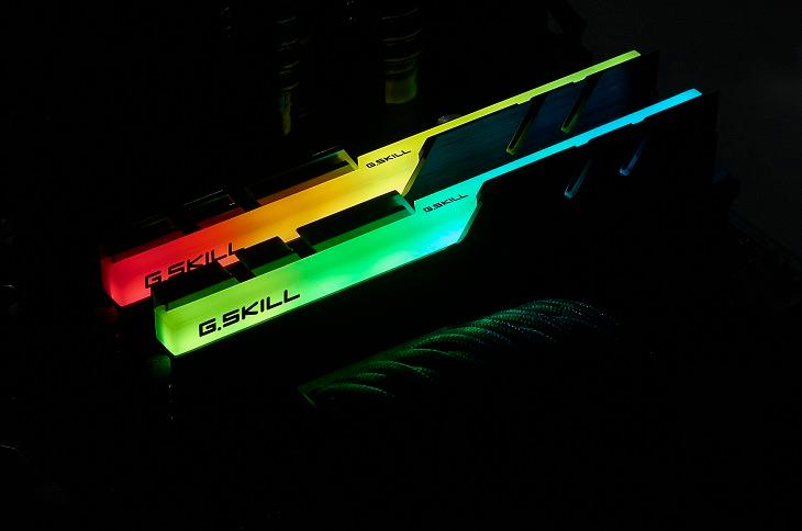 Планки G.Skill Trident Z RGB не требуют дополнительного питания