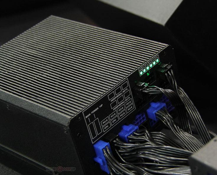 Блок питания Rosewill Tokamak мощностью 1500 Вт имеет сертификат 80 Plus Titanium