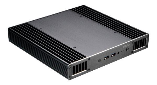 Корпус Akasa Plato X6 изготовлен из алюминия и играет роль радиатора