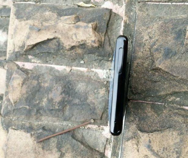 Samsung Galaxy Note8 позирует живьём
