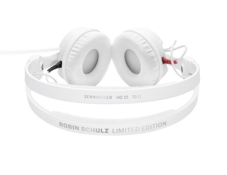 Диапазон воспроизводимых частот HD 25 Robin Schulz Edition равен 16-22000 Гц