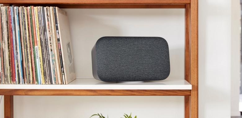 Google начала продавать Home Max