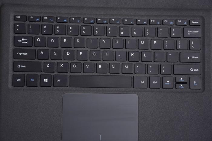 Ноутбук-трансформер Chuwi CoreBook успешно профинансирован и выйдет в марте 2018