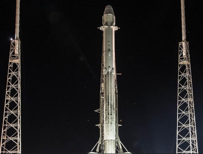 Запуск использовавшихся ранее Falcon 9 и Dragon прошёл успешно