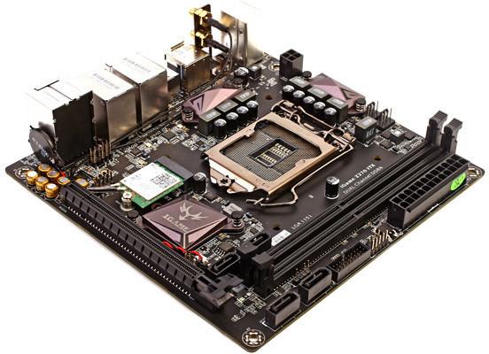 Оснащение Colorful iGame Z270I-WF включает слот M.2 32 Гбит/с
