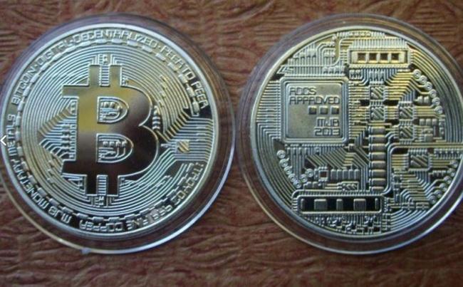 Цыгане теперь торгуют поддельными биткойнами