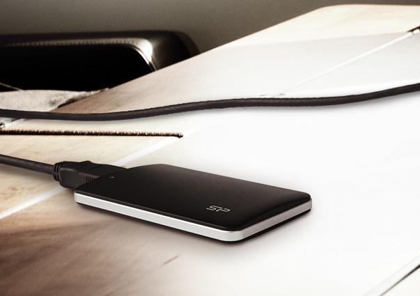 Silicon Power представила накопитель Bolt B80