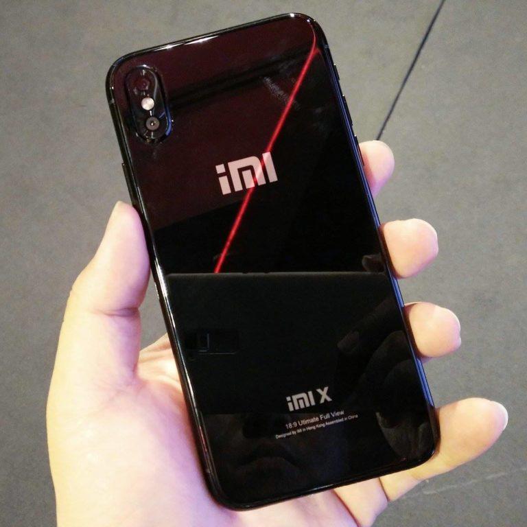 Смартфон iMI X хочет быть похожим на iPhone X и устройство Xiaomi