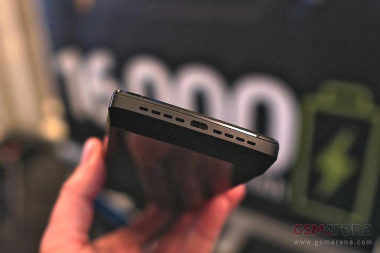 На MWC 2018 показан лишь прототип устройства