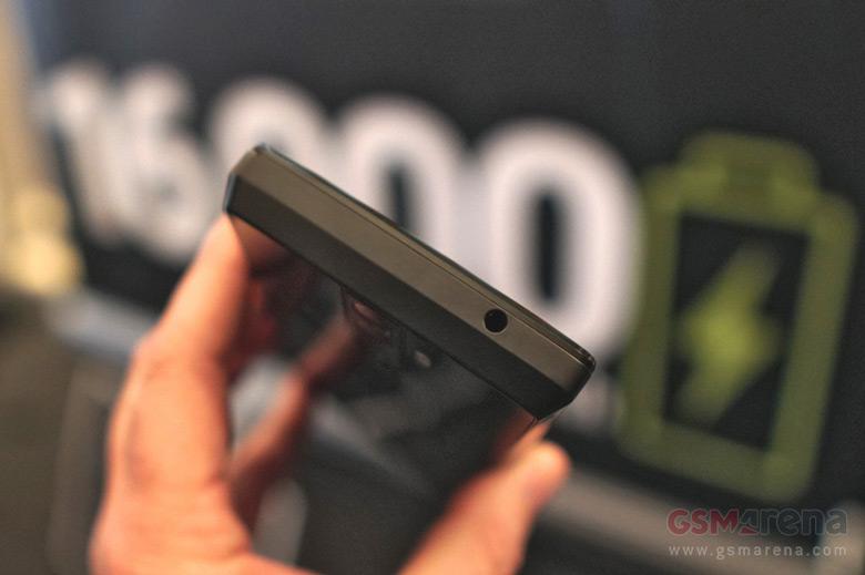 На MWC 2018 показан лишь прототип устройства