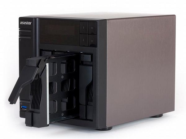 Внешний вид Asustor AS-604T