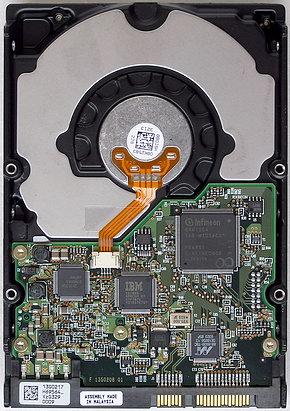 Hitachi Deskstar T7K250, фото 8