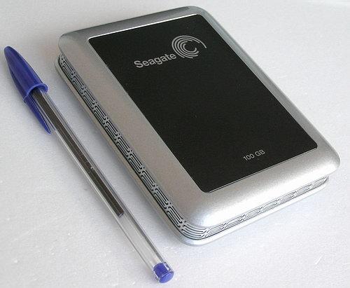 Seagate Portable 100 Гбайт и Western Digital Passport 80 Гбайт, фото 2