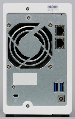 Внешний вид QNAP D2