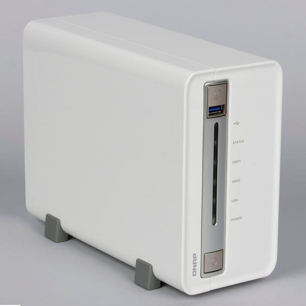 Внешний вид QNAP TS-251C Внешний вид QNAP TS-251C