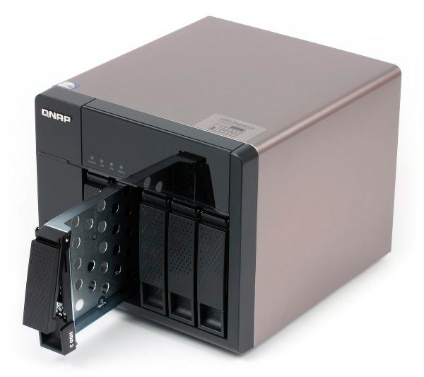 Внешний вид QNAP TS-569L