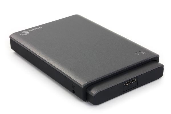 Внешний вид Seagate Wireless Plus Внешний вид Seagate Wireless Plus