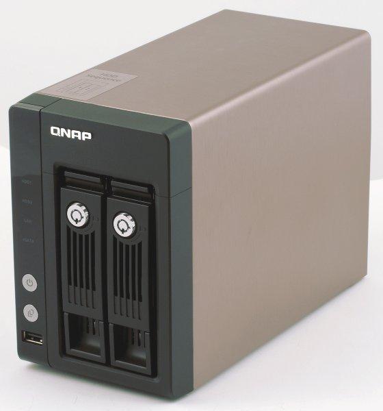 Два по два: сетевые накопители QNAP TS-219P и TS-239 Pro, фото 1