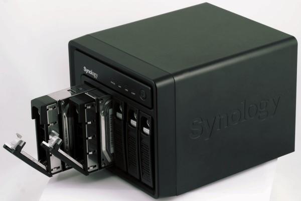Synology DS508, фото 4