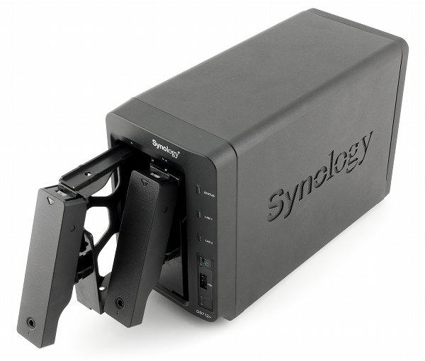 Сетевой накопитель Synology DS712+