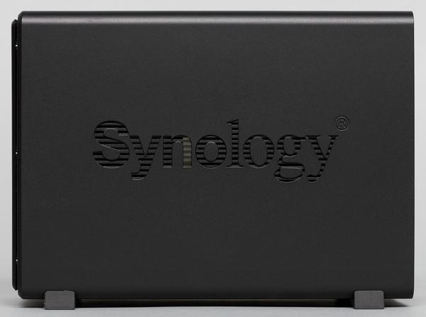 Внешний вид Synology NVR216 Внешний вид Synology NVR216