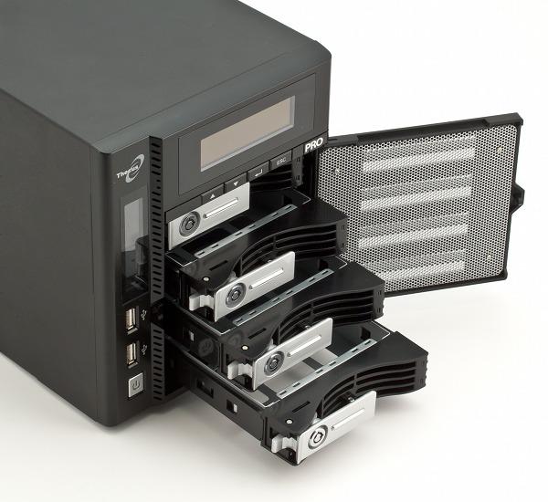 Внешний вид сетевого накопителя Thecus N4200Pro Внешний вид сетевого накопителя Thecus N4200Pro