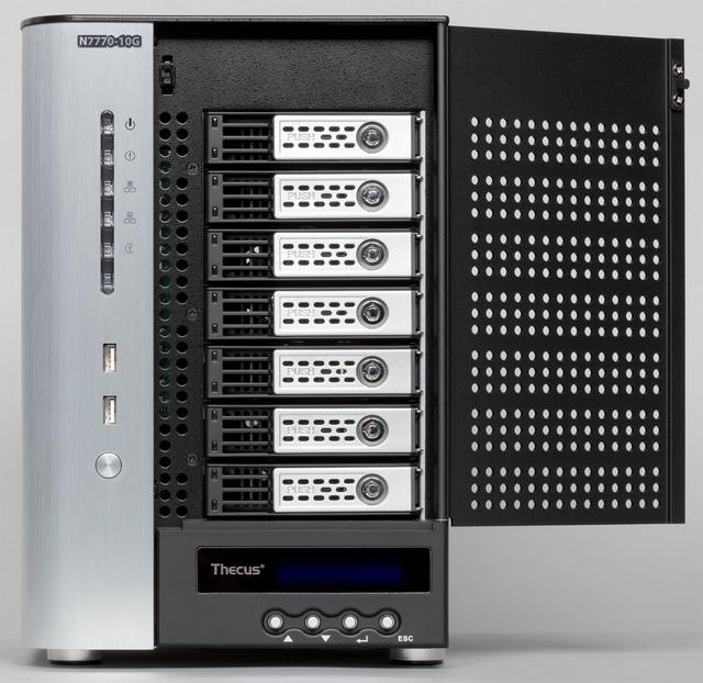 Конструкция сетевого накопителя Thecus N7770-10G Конструкция сетевого накопителя Thecus N7770-10G
