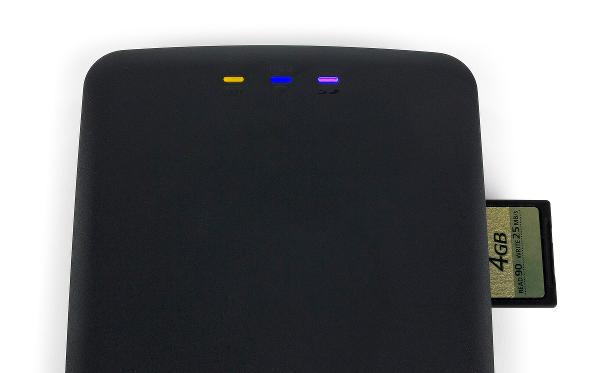 Внешний вид Toshiba Canvio AeroCast
