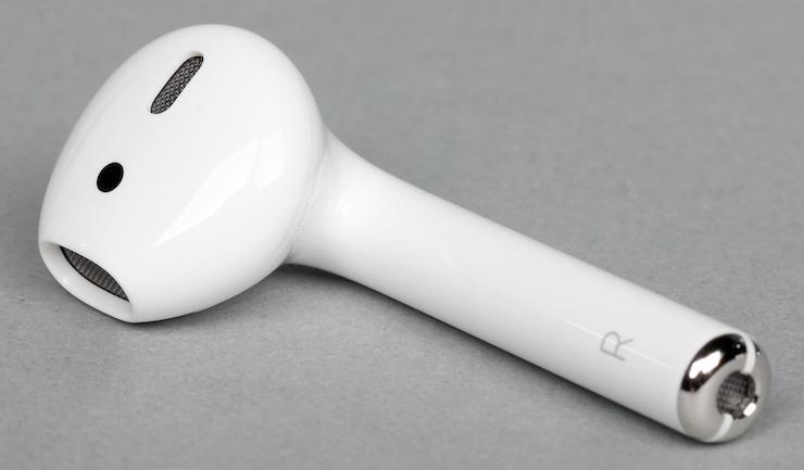 Беспроводные наушники Apple AirPods