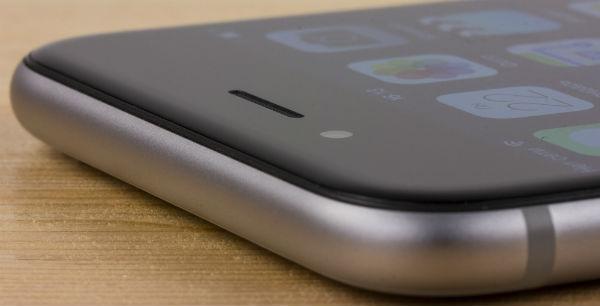 iPhone 5 и два iPhone 5c