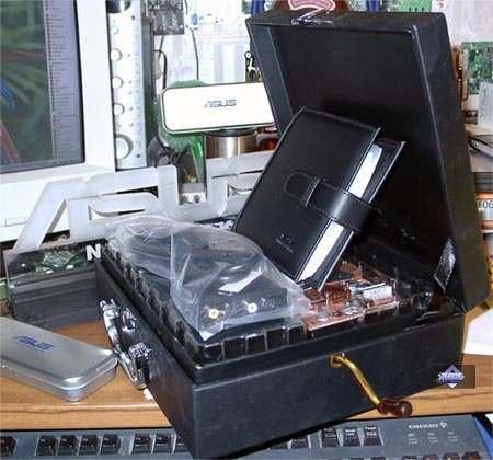 ASUS Radeon 9800 XT Limited Edition, фото 1