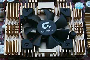 Gigabyte MAYA II R9700Pro 128 МБ, активизация AGP 8x у этой карты, а также сказ про попытки NVIDIA испортить «малину» ATI, фото 9