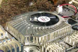 Triplex Millennium Silver GeForce4 Ti 4600 и GESTAPO GeForce3 Ti 200 (одностраничный), фото 27