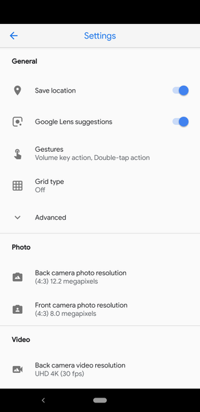 Фотогалерея дня: белый смартфон Pixel 3 XL с мятно-зеленой кнопкой включения, фото 10