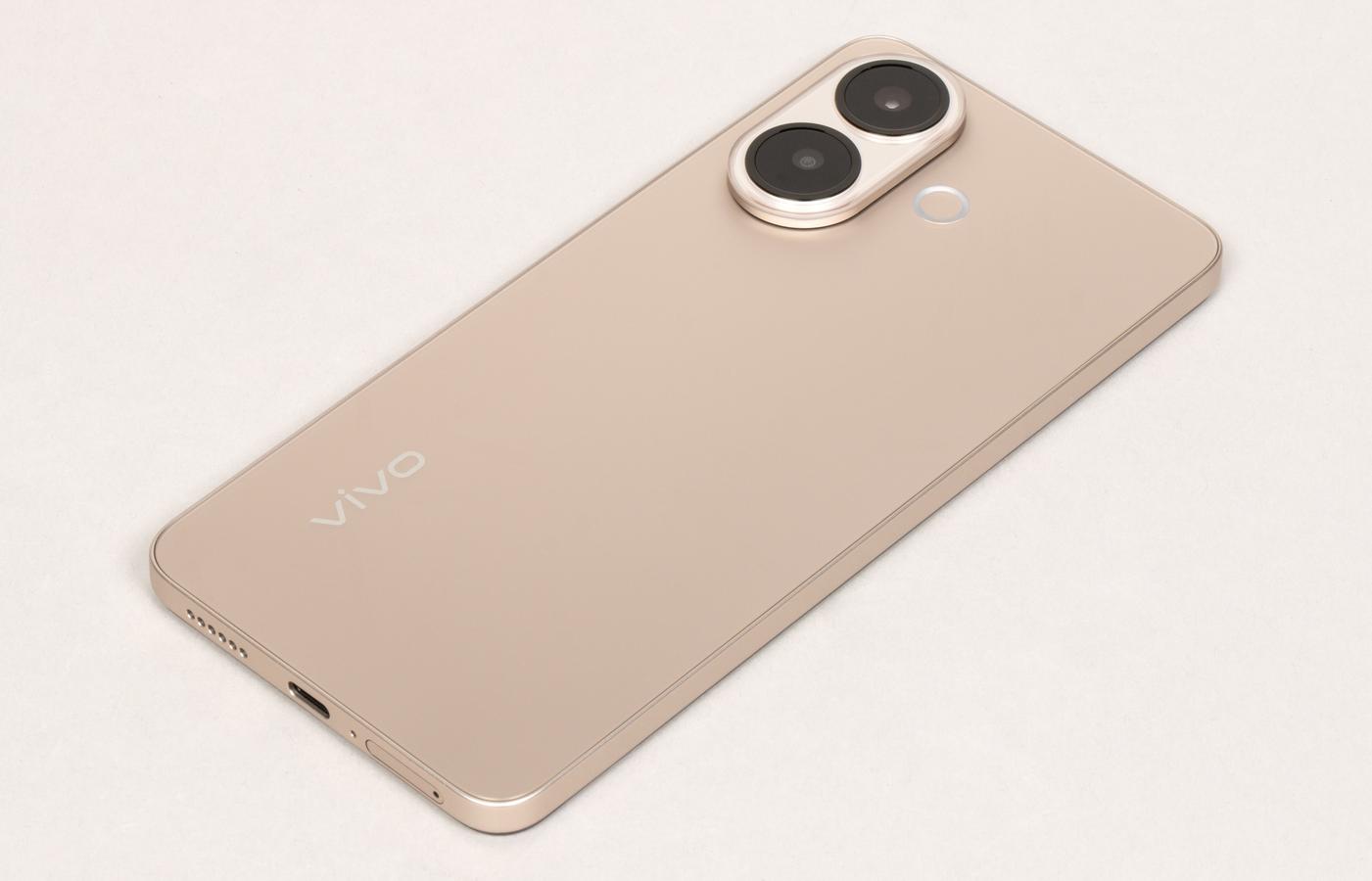 Внешний вид и тыльная панель смартфона Vivo V70 Lite 5G