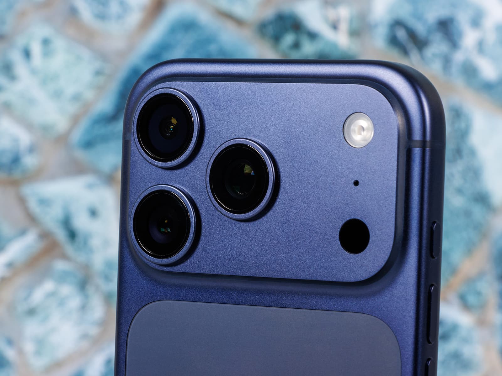 Главную особенность камеры iPhone 18 Pro Max раскрыли до анонса