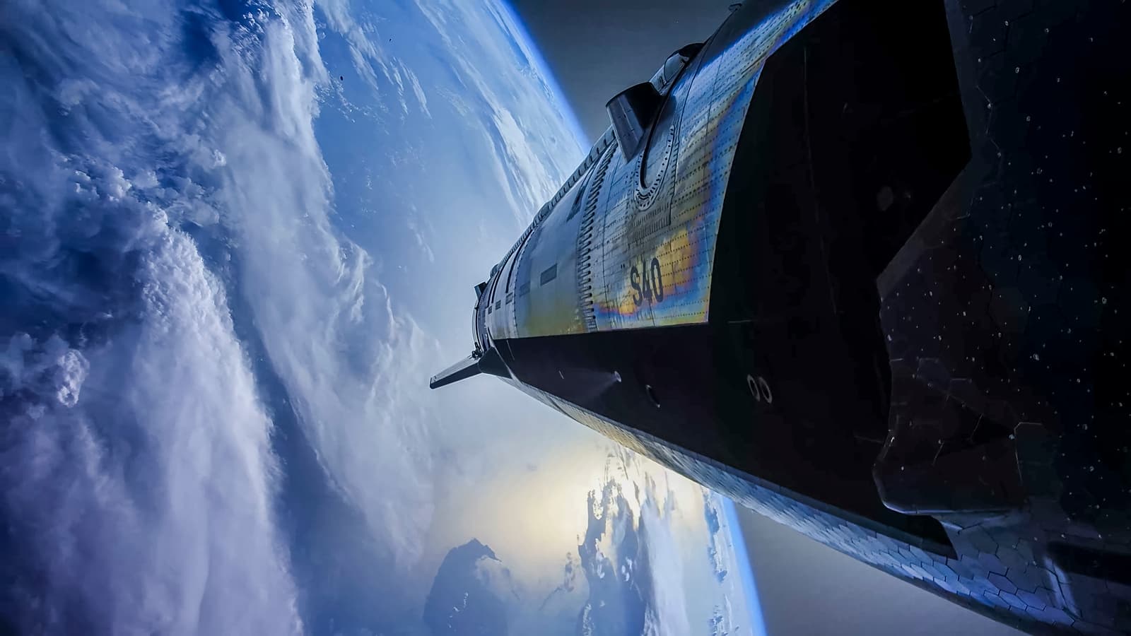 Будто кадры из фантастического фильма. Появились эффектные снимки Starship в космосе