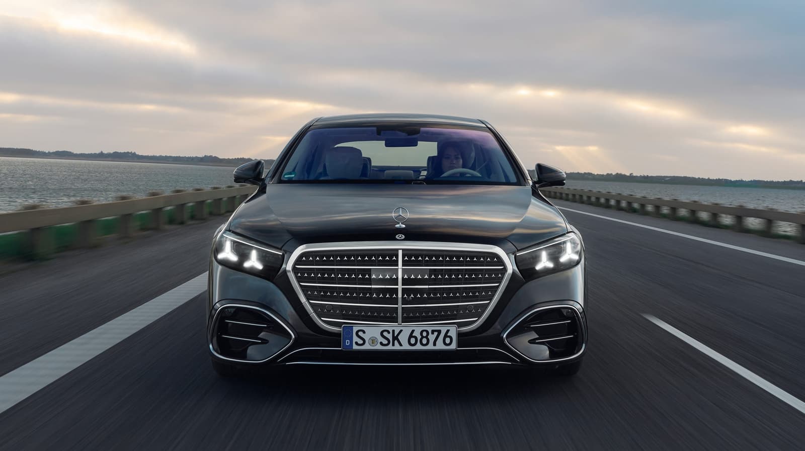Mercedes-Benz могут запретить в США из-за китайских акционеров — Сенат готовит жёсткие правила