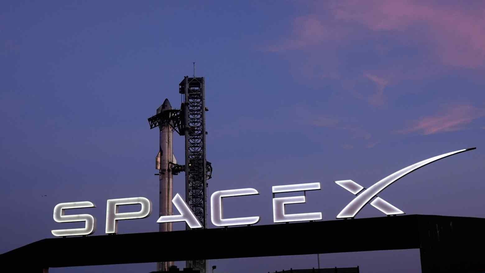 Акции SpaceX упали ниже цены размещения после включения в индекс Nasdaq-100