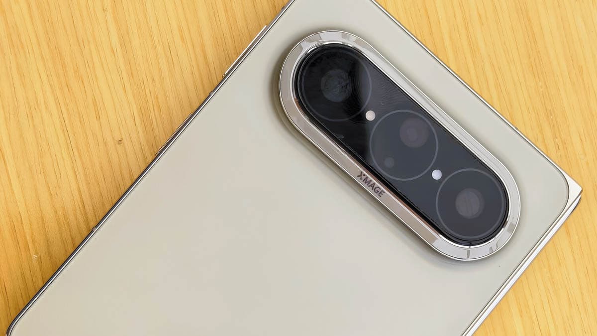 Еще до Samsung и Apple такой смартфон выпустила Huawei — и он стал хитом: продано более 600 000 Huawei Pura X Max