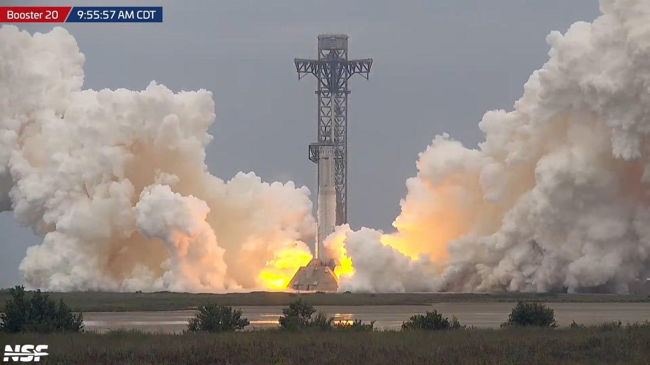 SpaceX провела 15-секундный прожиг Booster 20 перед полётом Starship Flight 13