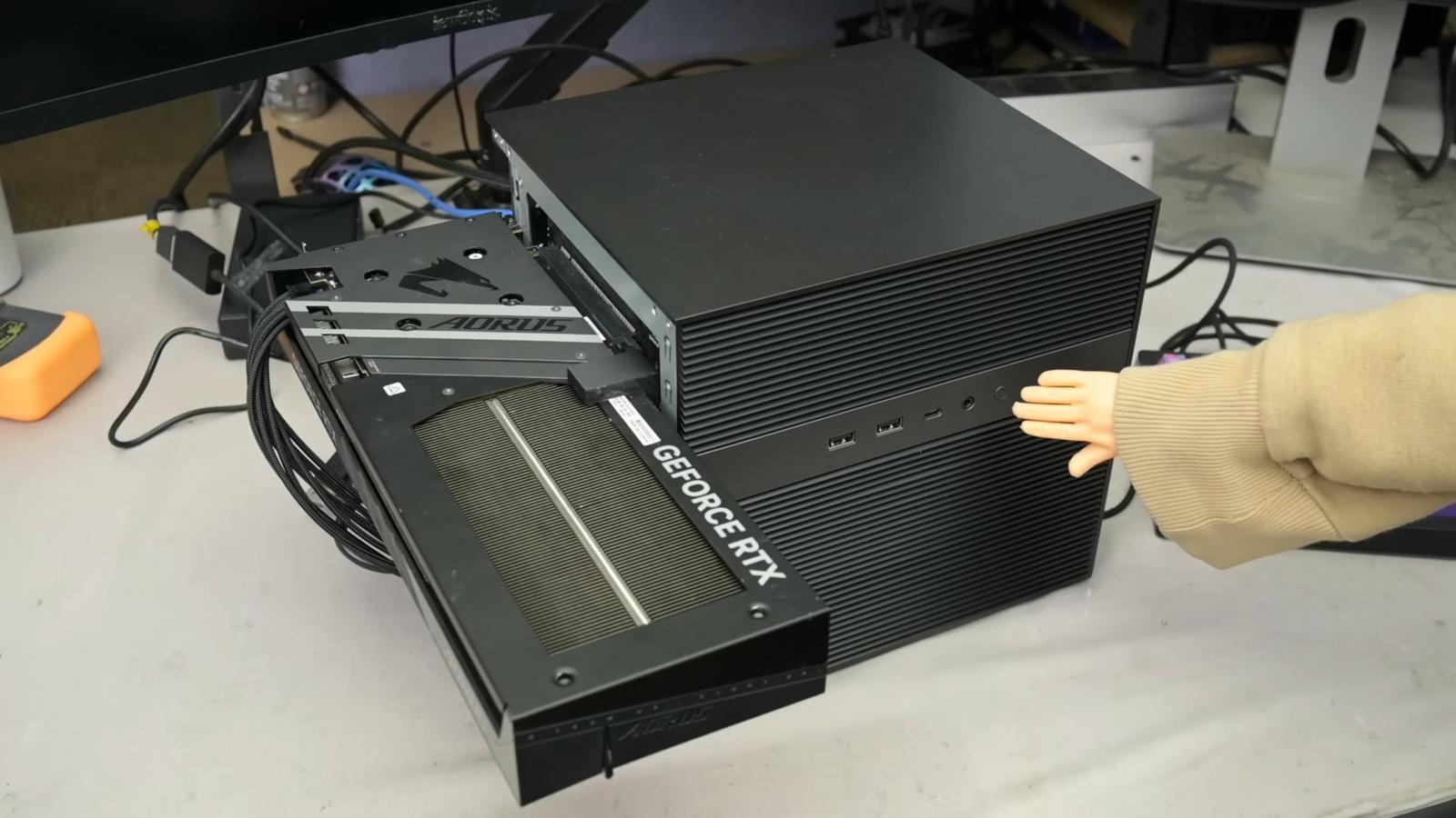 Можно ли создать игровой ПК из NAS? Автор канала TrashBench сделал это, заодно установив рекорд