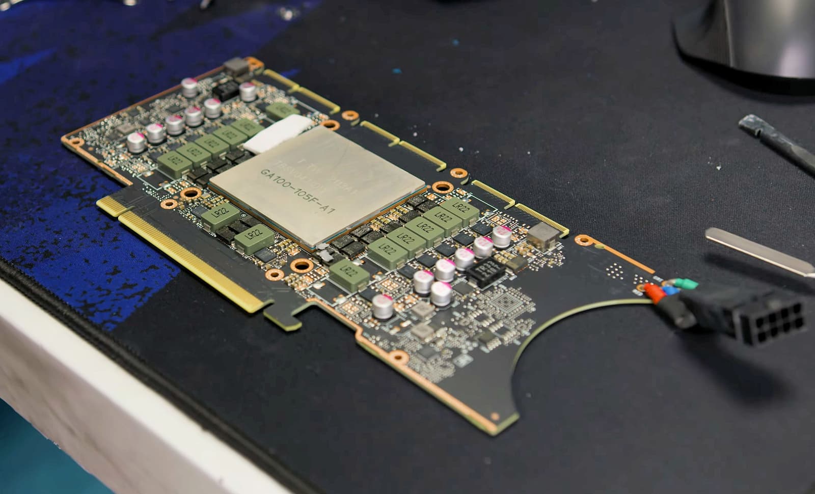 Старенькие майнинговые карты Nvidia CMP 170HX взлетели в цене на порядок, так как появилась возможность разблокировать очень много памяти
