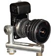 Камера Sony NEX-5 с кратчайшим рабочим отрезком и возможностью установить максимальное количество «чужих» объективов.