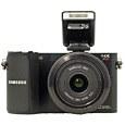 Samsung NX200: младшая беззеркальная фотокамера со сменной оптикой в линейке компании