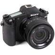 Компактная камера Sony RX10: