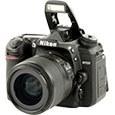 Цифровая зеркальная камера Nikon D7500: