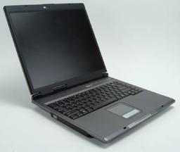 ASUS A3L: новый бюджетный ноутбук в российской рознице